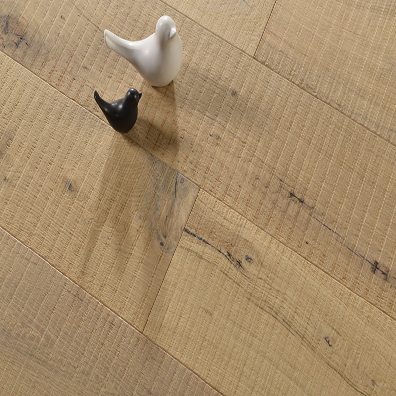 Natural Color Oak Wood Flooring